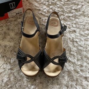 Dansko Sara waxy black size 42